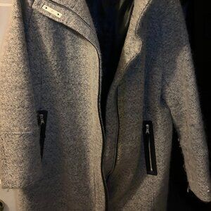 Calvin Klein Wool coat Faux leather zipper thigh length gray black tweed